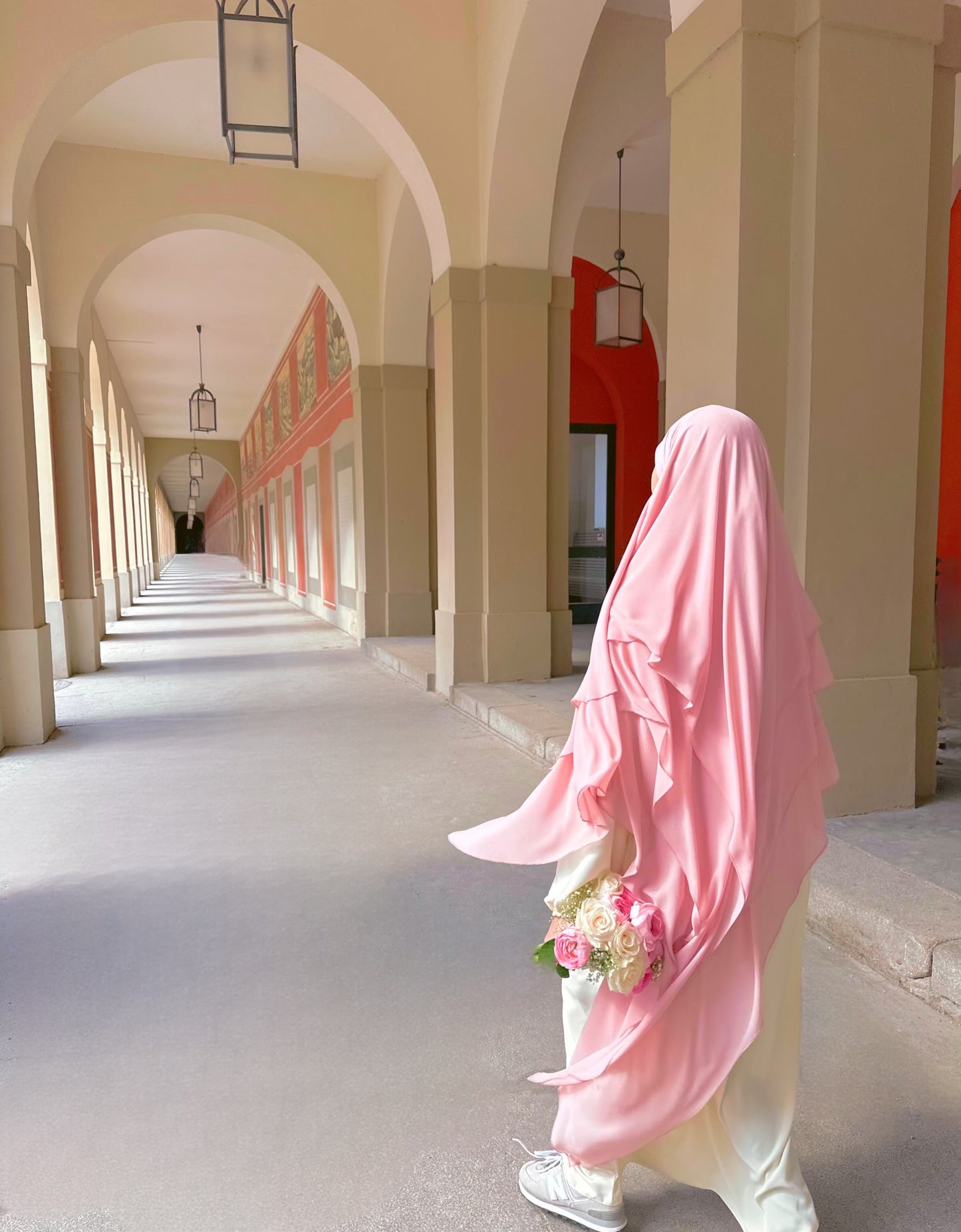 Khimar Amira
