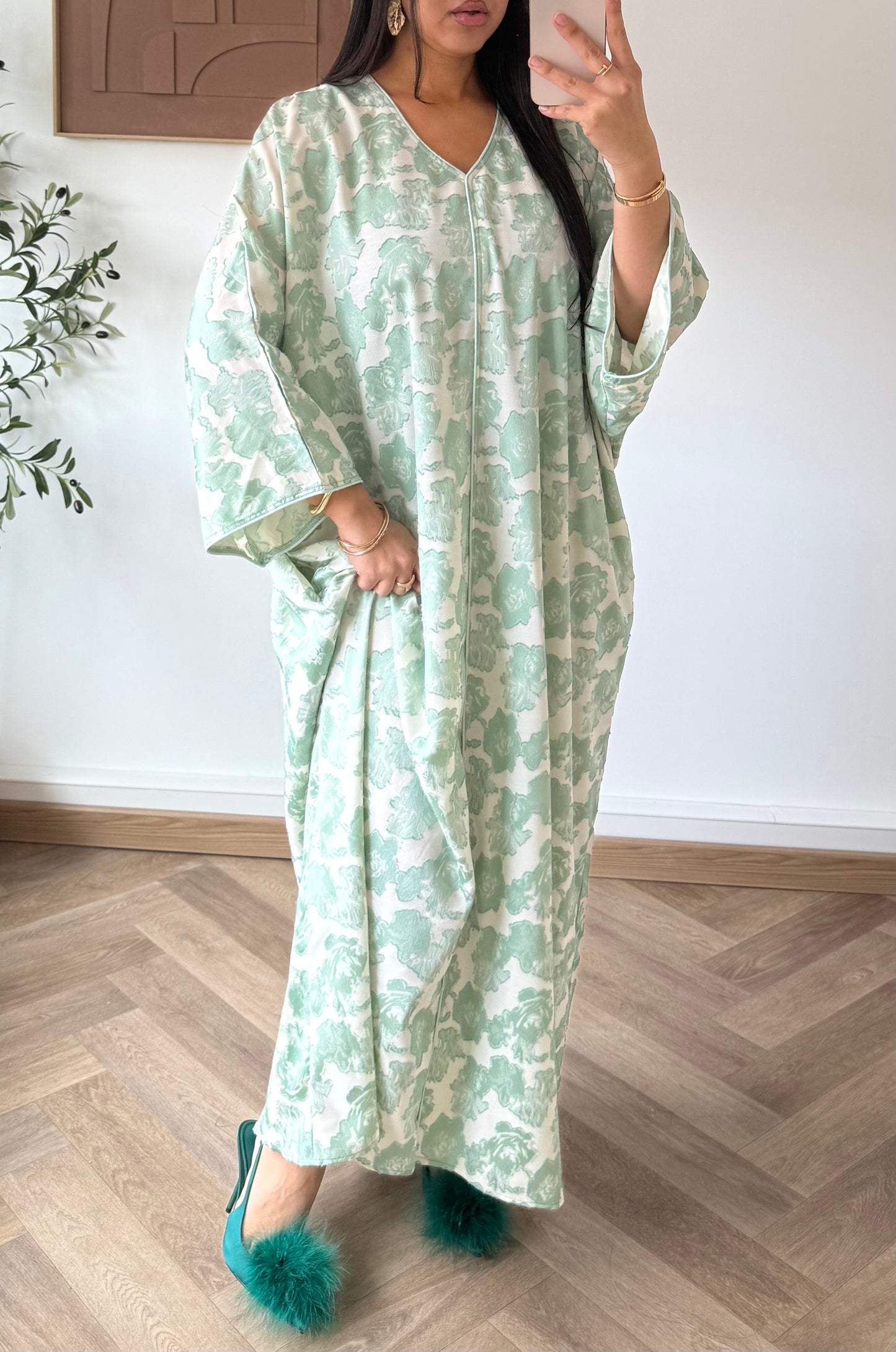 Abaya Inaya